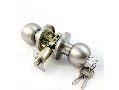 球型的門把手怎么完整的拆下來？